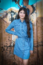 Load image into Gallery viewer, Wrangler Retro LS Denim Snap Dress
