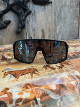 Load image into Gallery viewer, Steelers Oakley sunglasses
