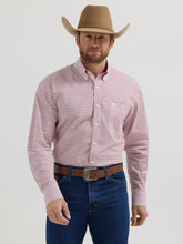 Load image into Gallery viewer, Men’s Wrangler George Strait Brown&amp; Red arrow Long Sleeve
