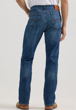 Load image into Gallery viewer, Wrangler Men&#39;s Bryce Jeans
