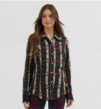 Load image into Gallery viewer, Lainey Wilson X Wrangler Classic Black Checotah Shirt
