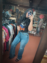 Load image into Gallery viewer, Judy Blue TC Pearl Jeans
