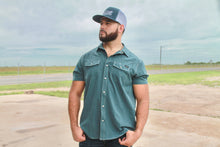 Load image into Gallery viewer, Cinch Men&#39;s Fitted Camp Snap Short Sleeve Shirt
