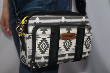 Load image into Gallery viewer, Wrangler Crossbody- B/W
