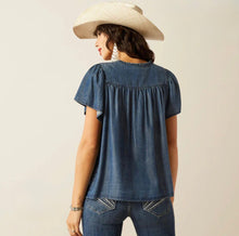 Load image into Gallery viewer, Women’s Ariat Emma Medium Blue Top
