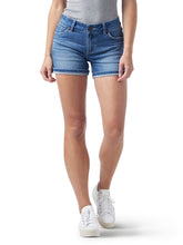 Load image into Gallery viewer, Wrangler Retro Mid-Rise Jean Shorts
